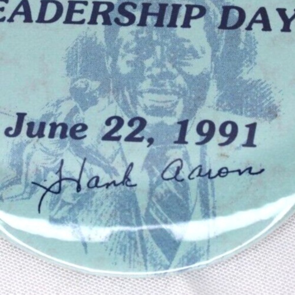 VTG Hank Aaron Youth Leadership Day pin 3" (June 22, 1991) - Picture 2 of 4